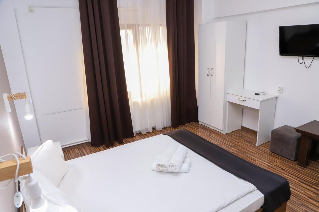 Hotel White House Gałacz Zewnętrze zdjęcie